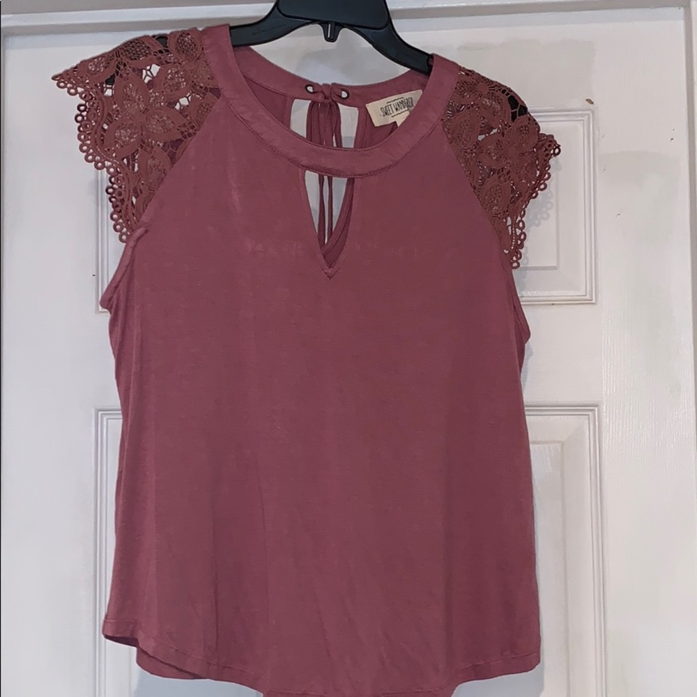 Sweet Wanderer Top